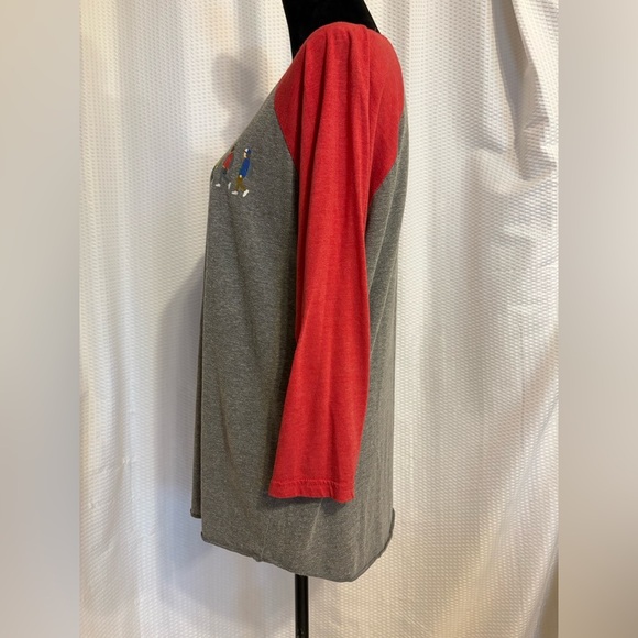 Stranger Things Netflix graphic gray & red 3/4 sleeve t-shirt Tee size large - Picture 3 of 8